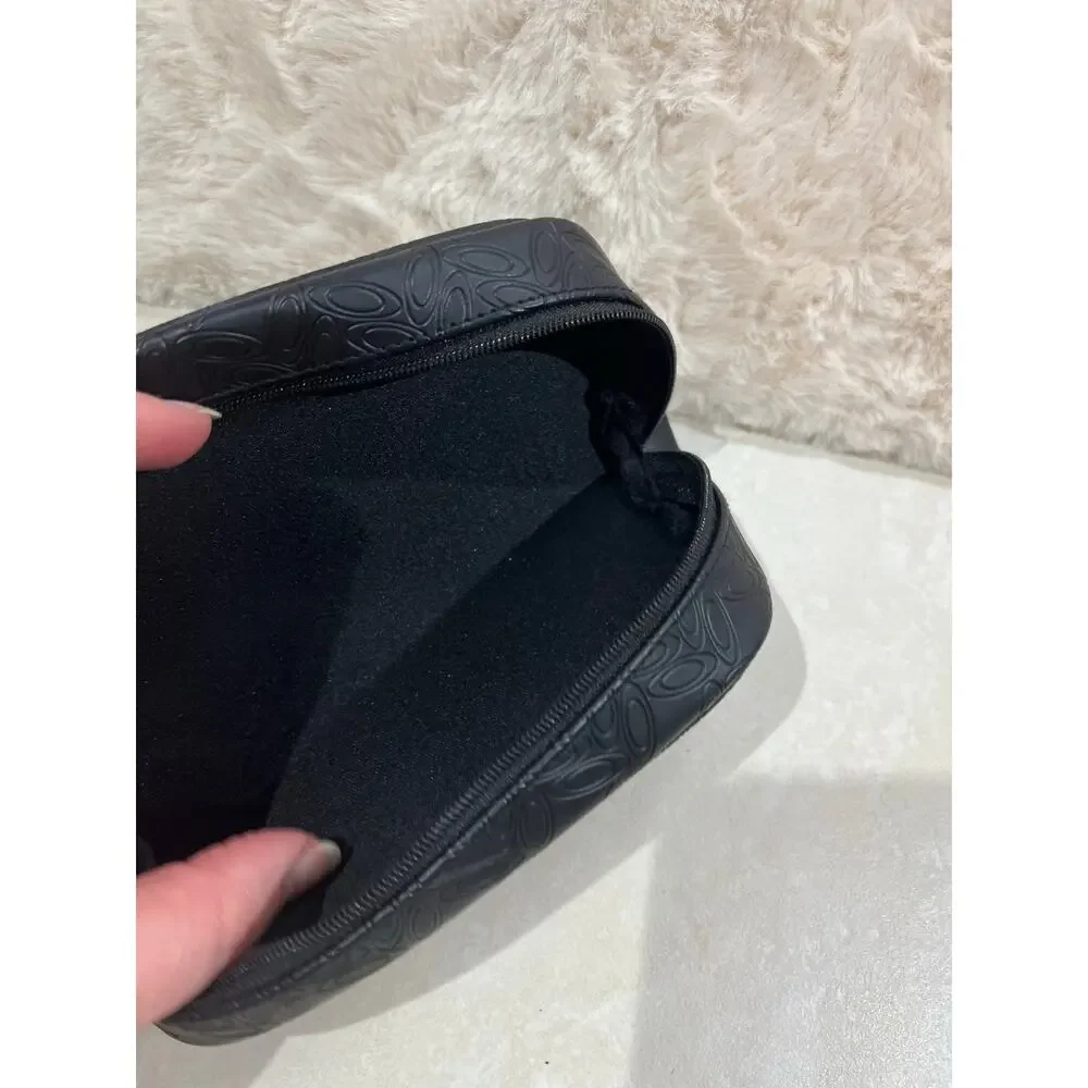 Genuine Oakley Black Zip Sunglasses Case Hard Shell Travel Protective EUC